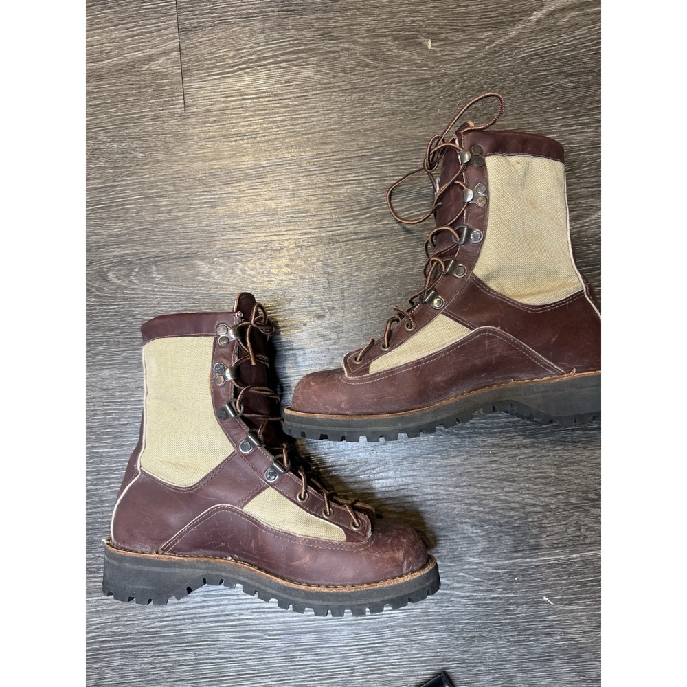 VTG DANNER Leather Hunting Outdoors Work Boots Mens Sz 6.5M Vibram